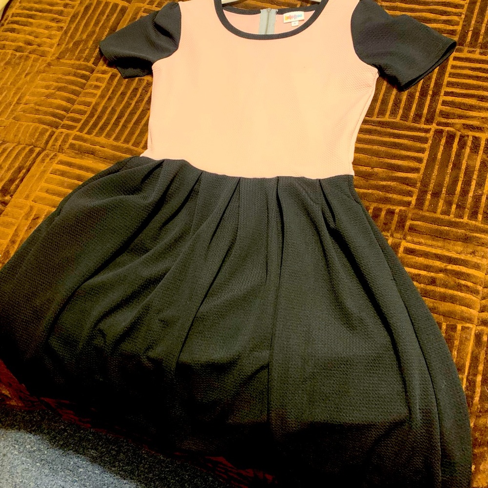Luluroe pink and black Amelia